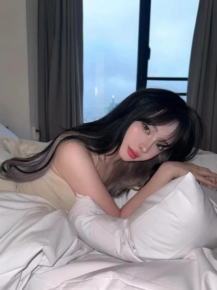 Anna Vietnamese Singapore Escort profile in GeyLang