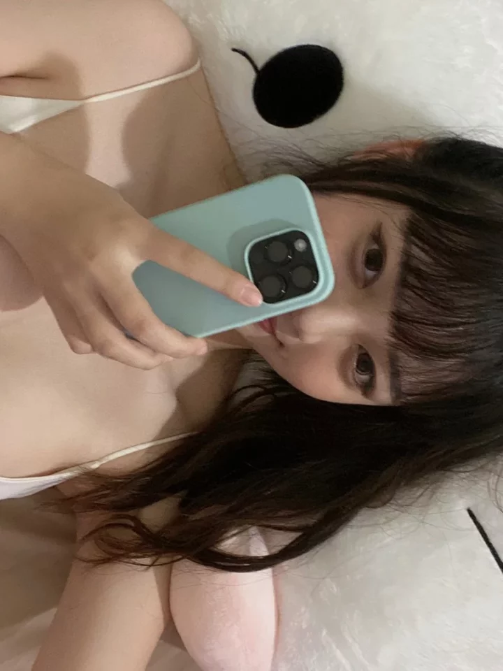 ChiLiu Chinese Singapore Escort profile in GeyLang