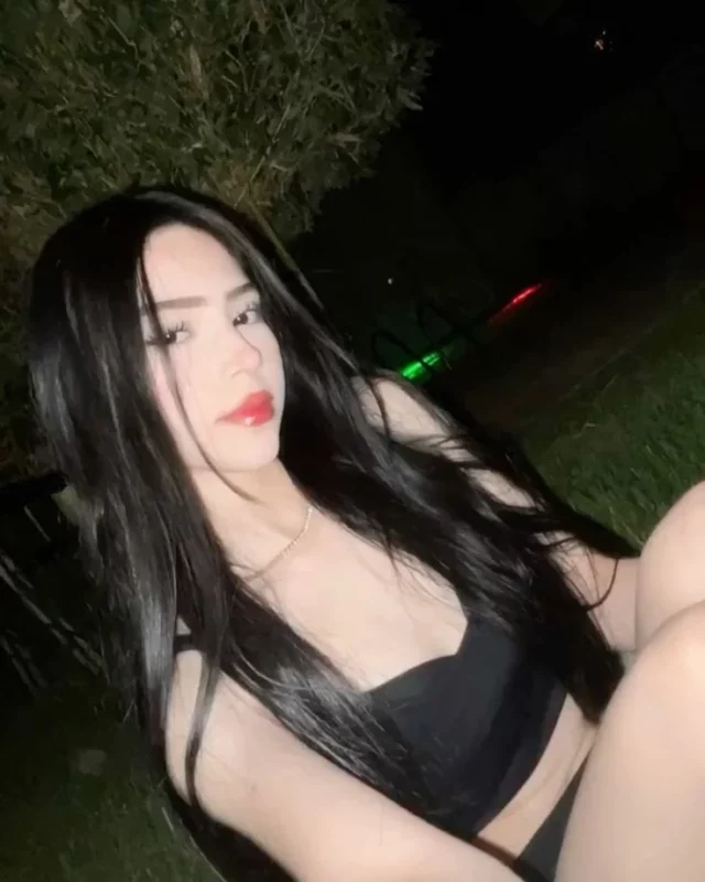 Mei-Lin Russian Singapore Escort profile in ChinaTown