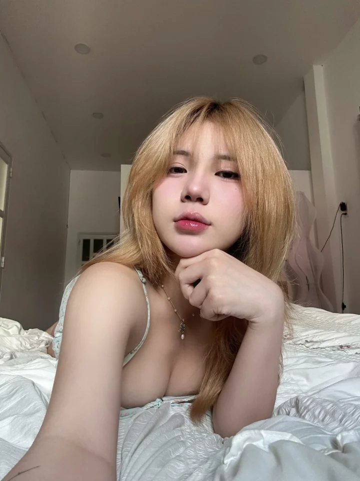 My My Vietnamese Singapore Escort profile in Orchard