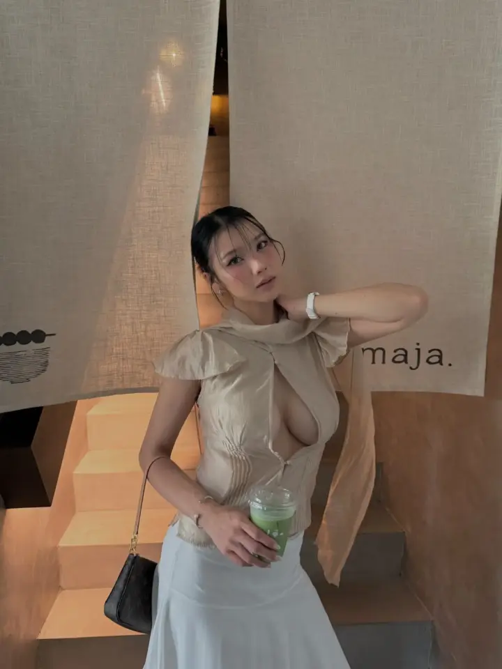 Mystery Singapore Escort Profile: Orchard In-Call Services and Booking SG Escort photo 6 in Orchard