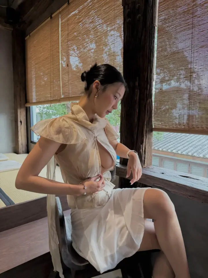 Mystery Singapore Escort Profile: Orchard In-Call Services and Booking SG Escort photo 8 in Orchard
