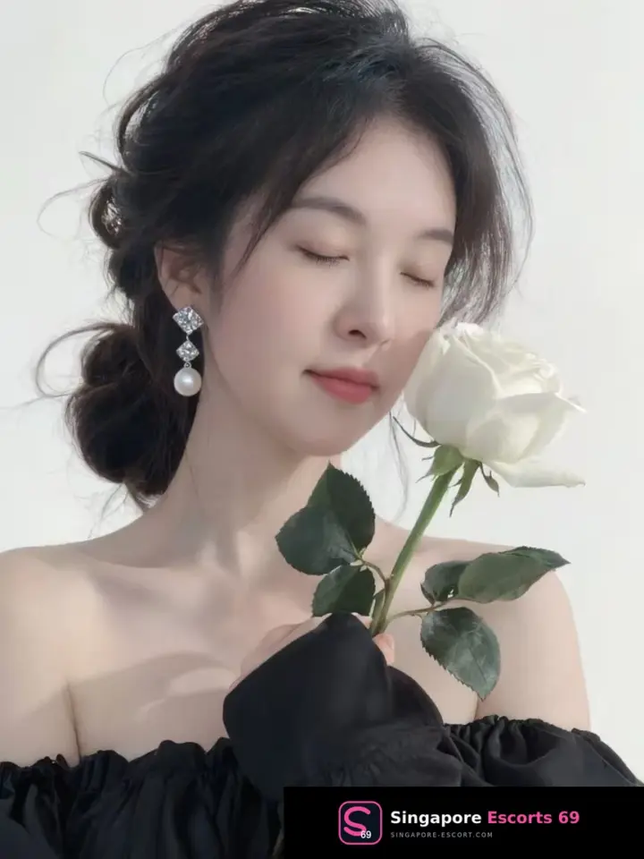 Amy Singapore Escort in Central Area — profile photo 5