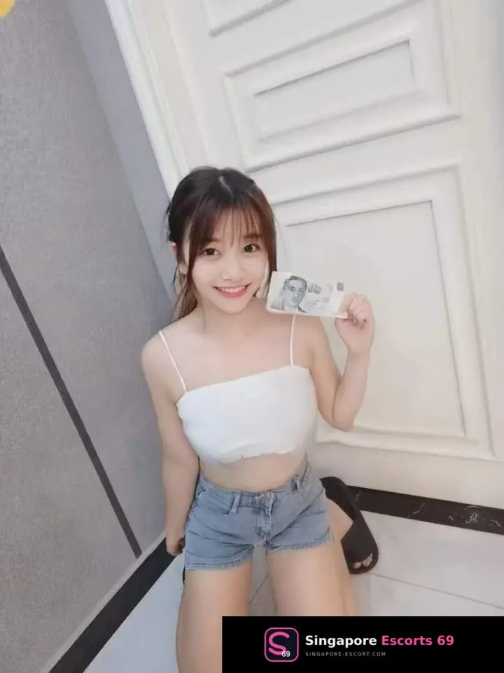 朵儿 Singapore Escort in Apartment — profile photo 3