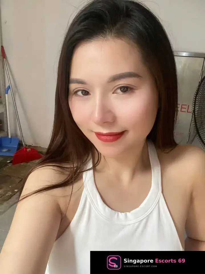 Iiu Iiu Singapore Escort in Banda Street — profile photo 7