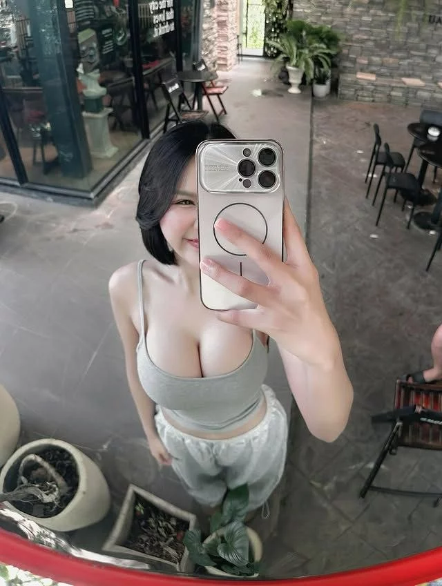 Siti Aisyah Singapore Escort profile image in GeyLang