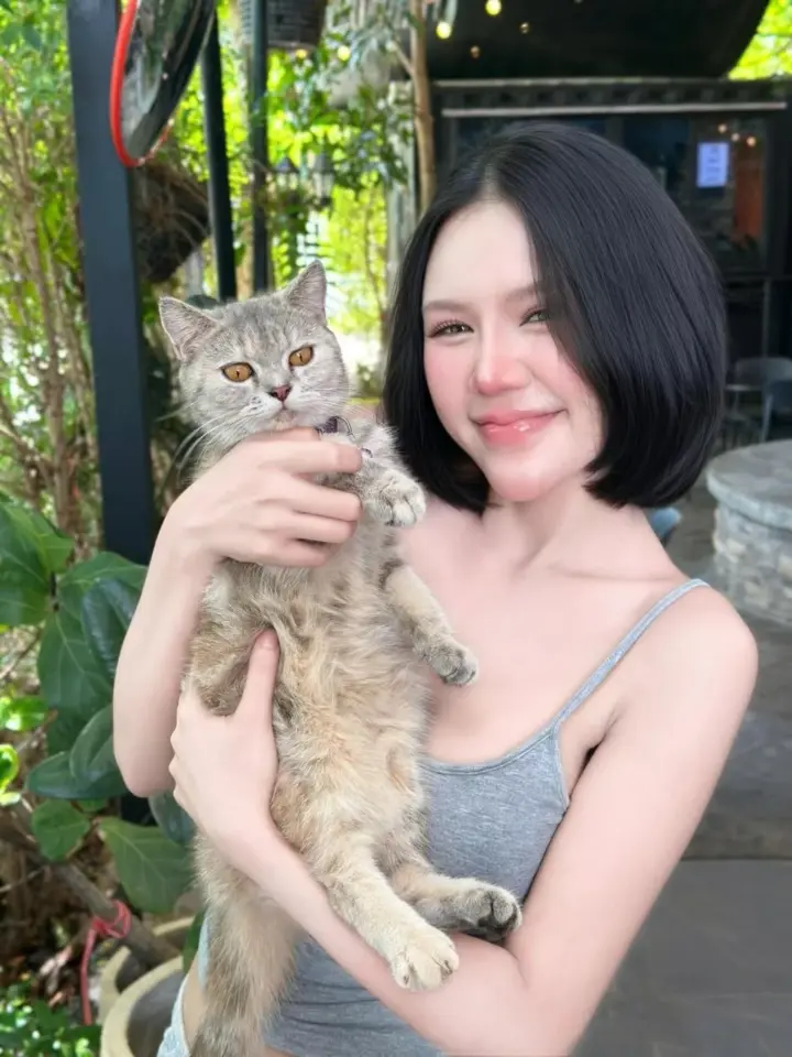 Siti Aisyah profile image for a private Singapore booking enquiry